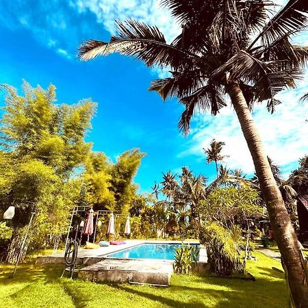 อาปิต ลาวัง วิลลา แอนด์ เรสโต Hotel Batununggul ภายนอก รูปภาพ