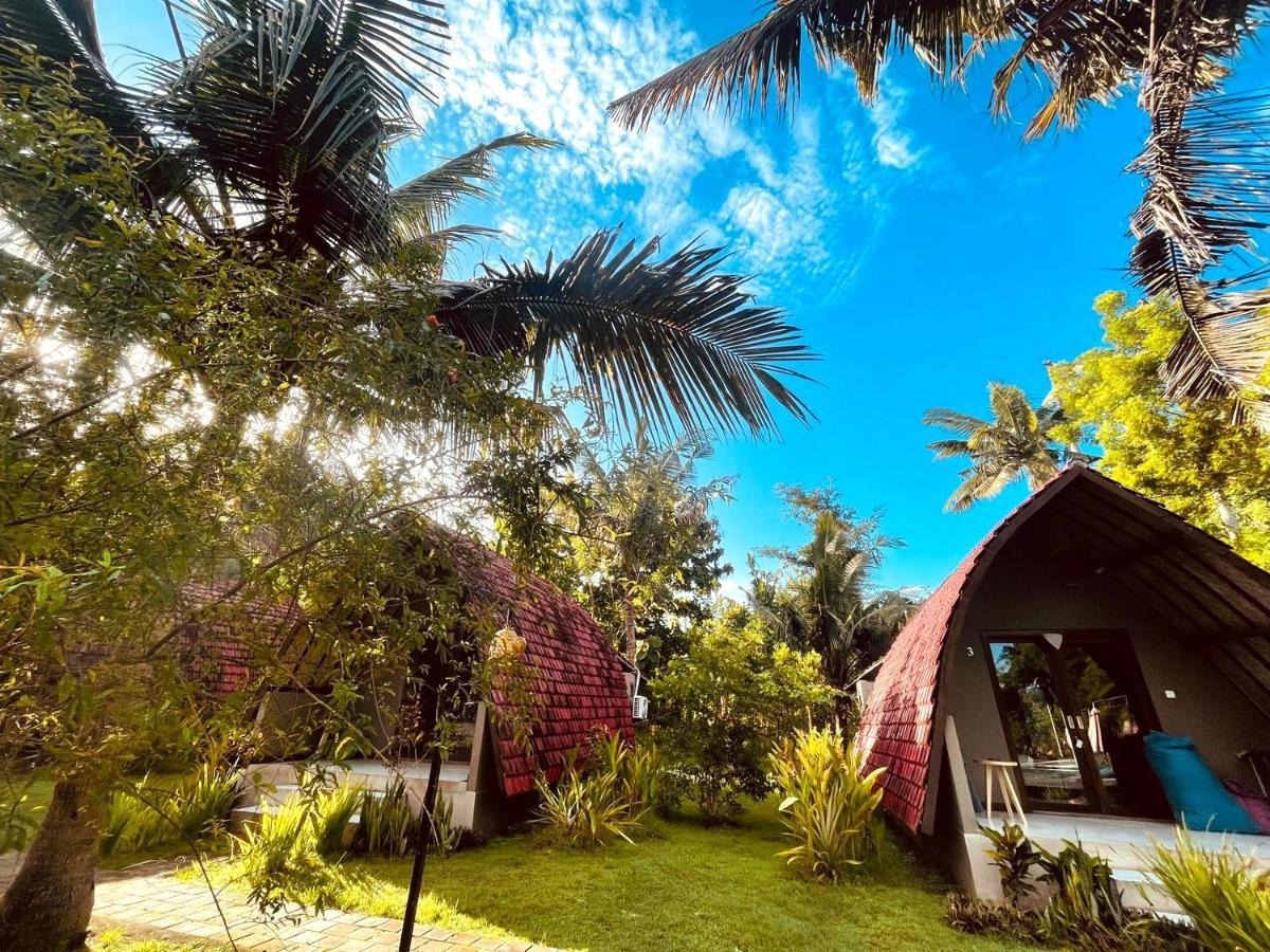 อาปิต ลาวัง วิลลา แอนด์ เรสโต Hotel Batununggul ภายนอก รูปภาพ